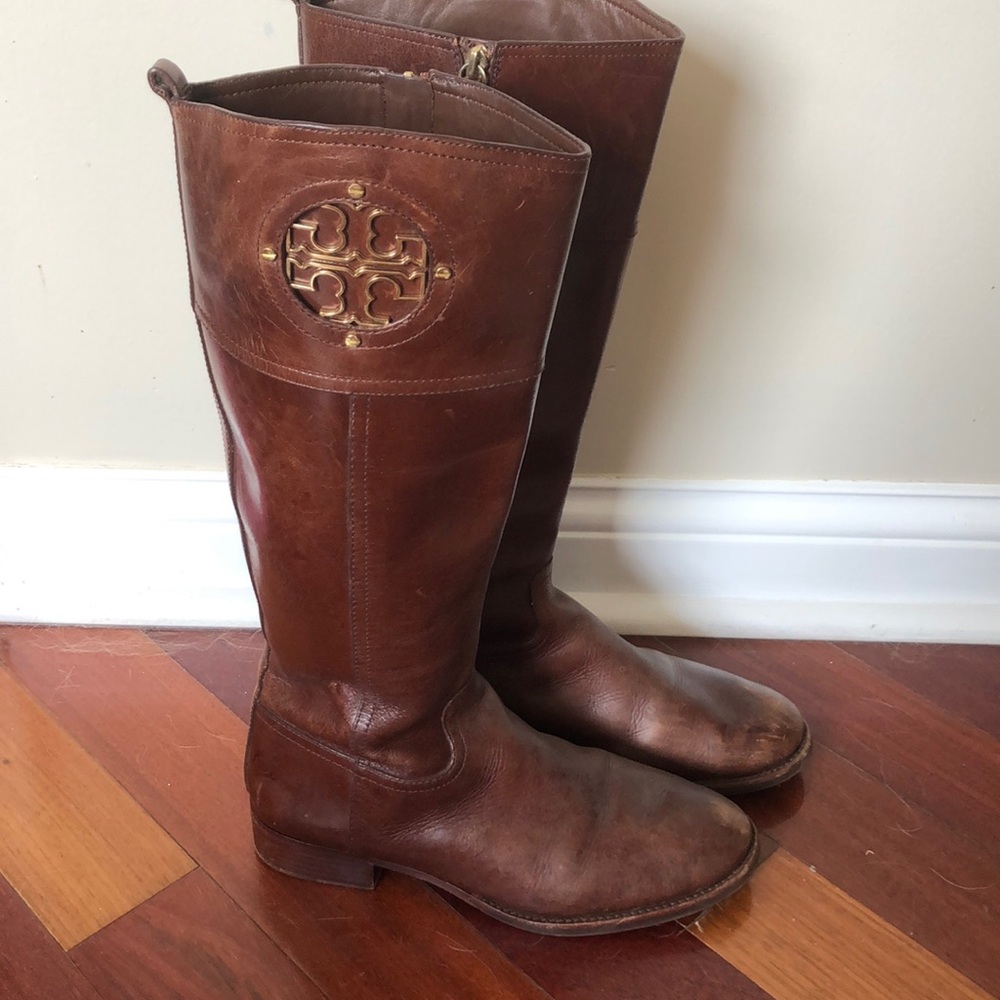 Tory Burch boots size 9.5